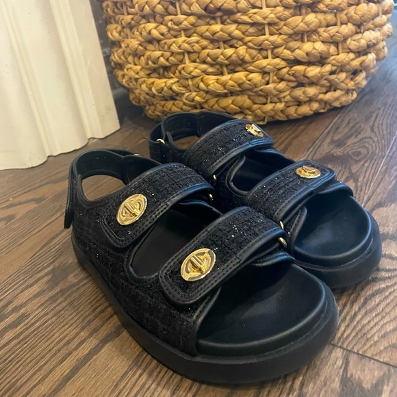 H&M Sandals - Picture 3 of 3